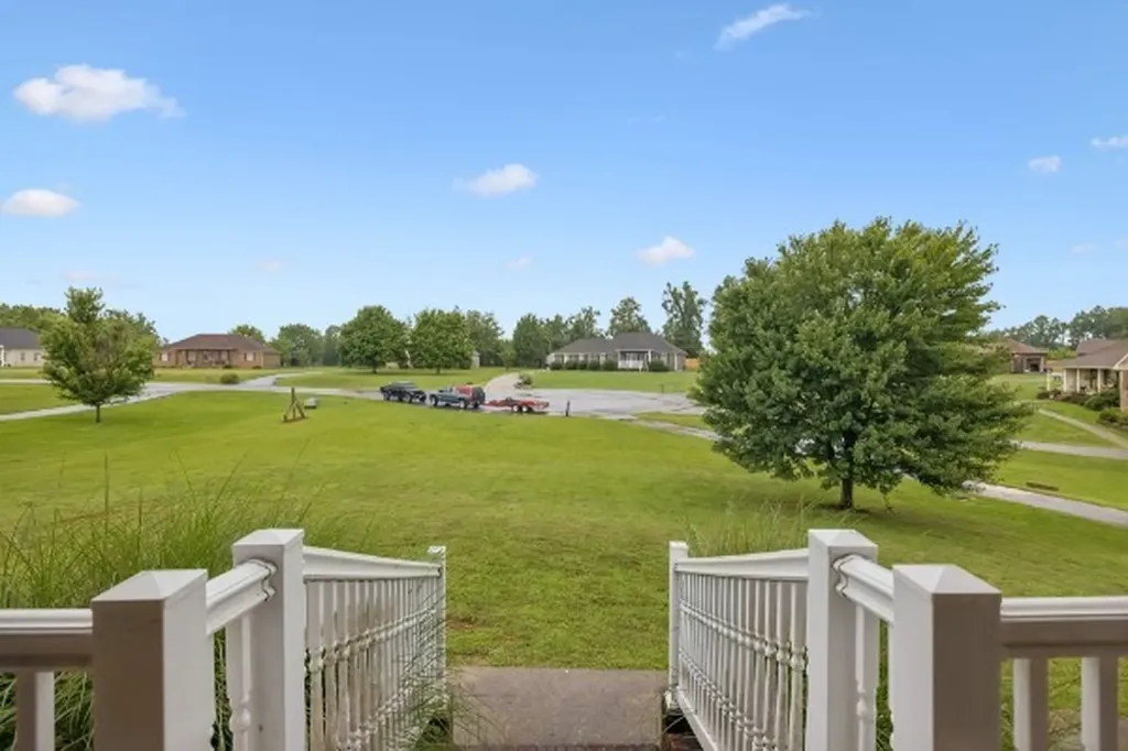 112 Kelly Lane Lafayette TN 37083