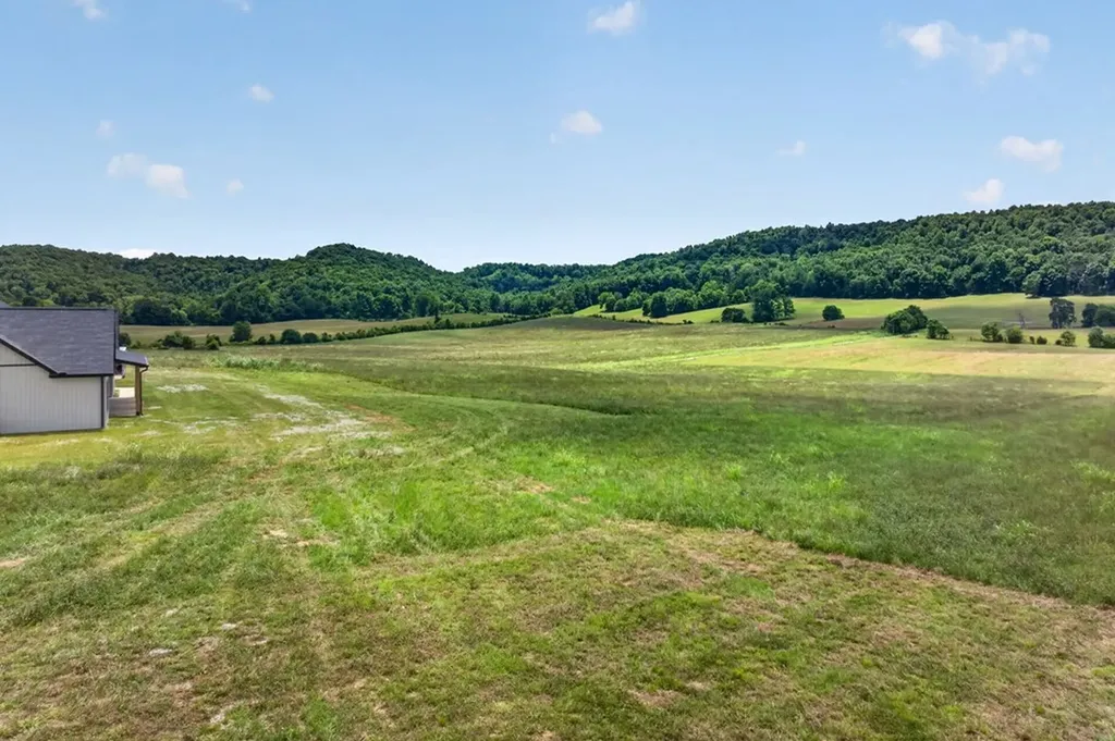 4169 Gum Springs Mountain Road Sparta TN 38583