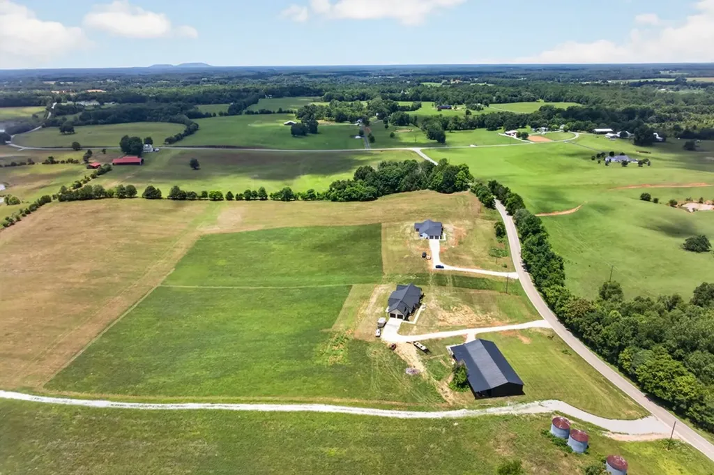 4169 Gum Springs Mountain Road Sparta TN 38583