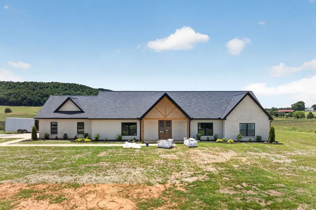 4169 Gum Springs Mountain Road Sparta TN 38583