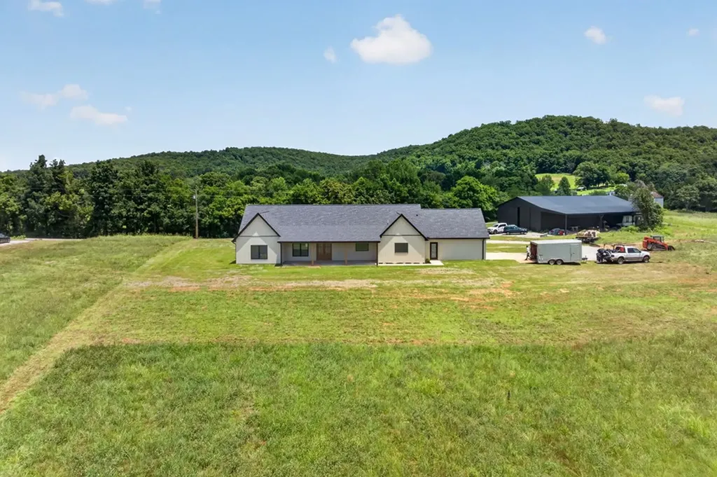 4169 Gum Springs Mountain Road Sparta TN 38583