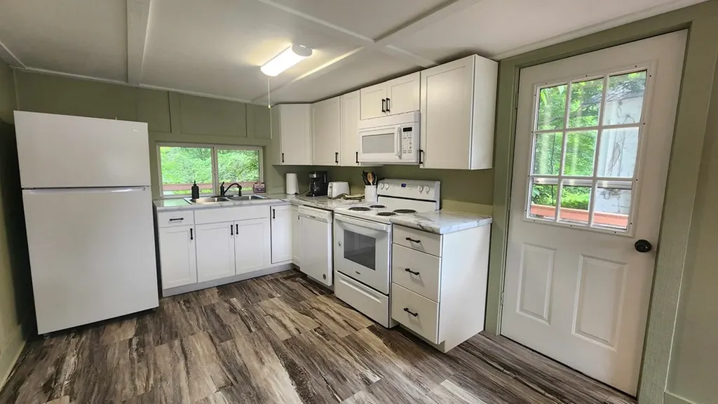 450 Cedar Hill Road Celina TN 38551
