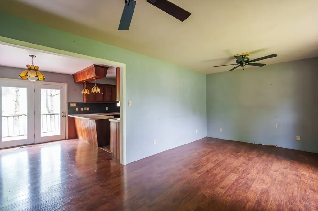 405 Dogleg Drive Livingston TN 38570-2102