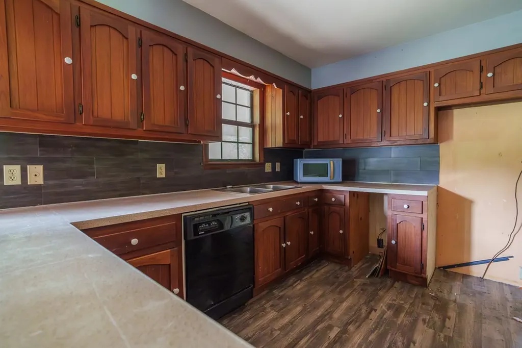 405 Dogleg Drive Livingston TN 38570-2102