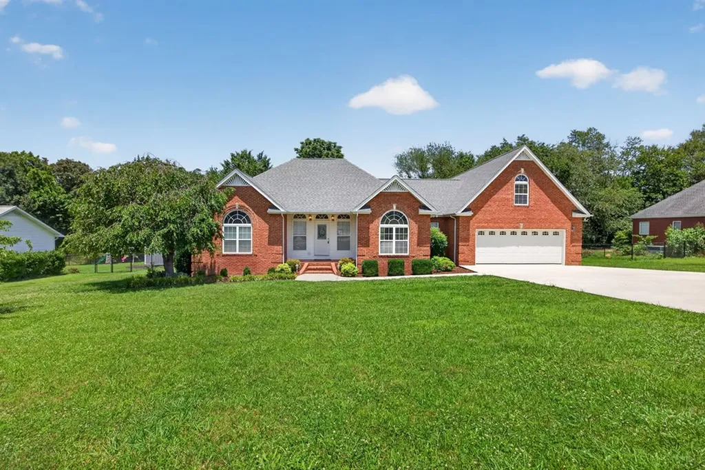 198 Imperial Drive Sparta TN 38583