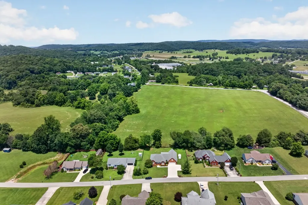 198 Imperial Drive Sparta TN 38583