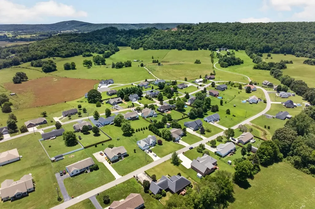 198 Imperial Drive Sparta TN 38583