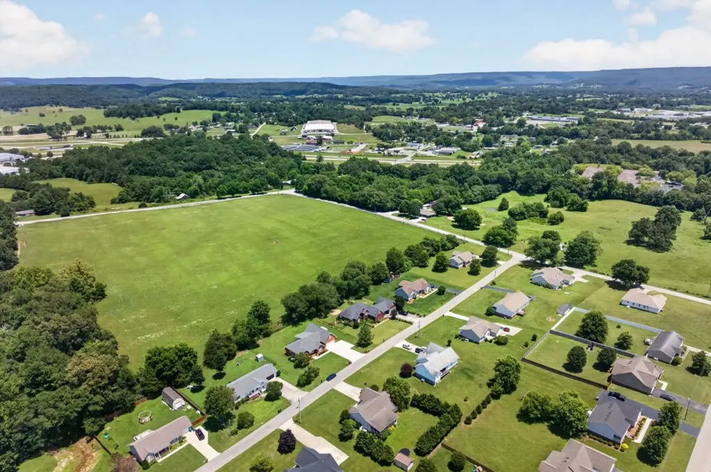 198 Imperial Drive Sparta TN 38583