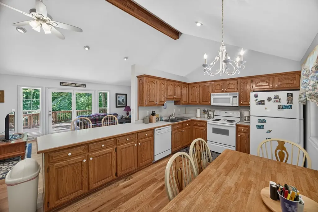 510 Tuscarora Circle Byrdstown TN 38549