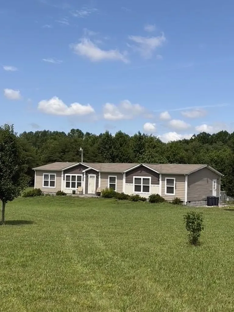 4055 S Bunker Hill Road Cookeville TN 38506