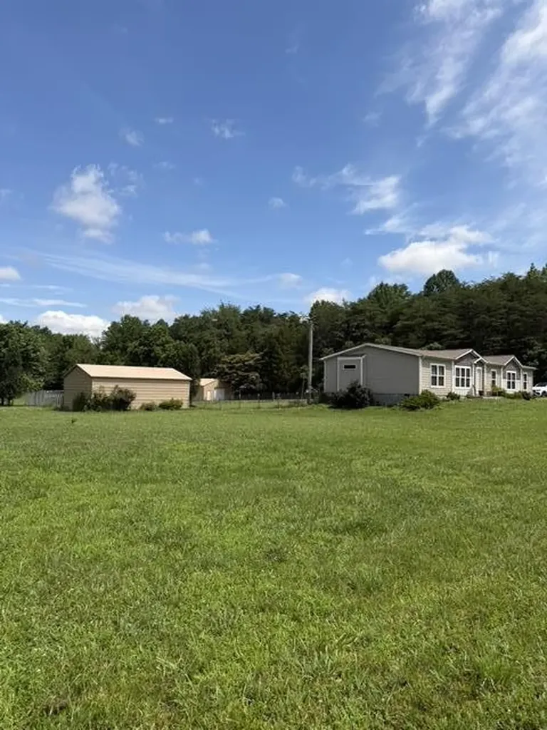4055 S Bunker Hill Road Cookeville TN 38506
