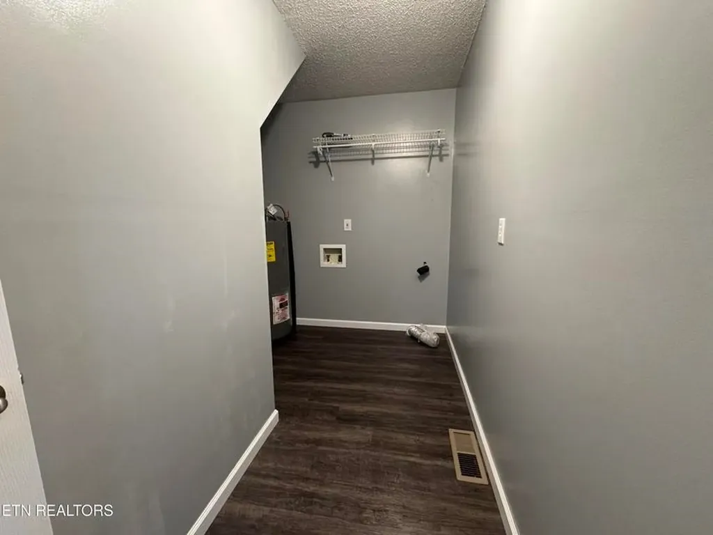 125 Walnut Lane Oneida TN 37841