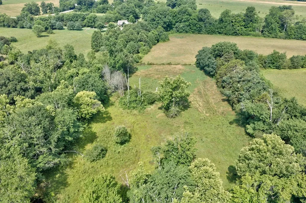 219 Claude Smith Lane Alpine TN 38543