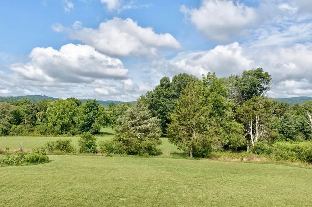 219 Claude Smith Lane Alpine TN 38543