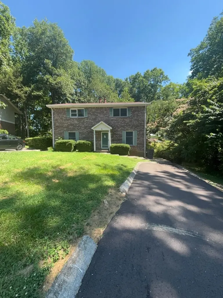328 Oriole Dr. E1 Mcminnville TN 37110