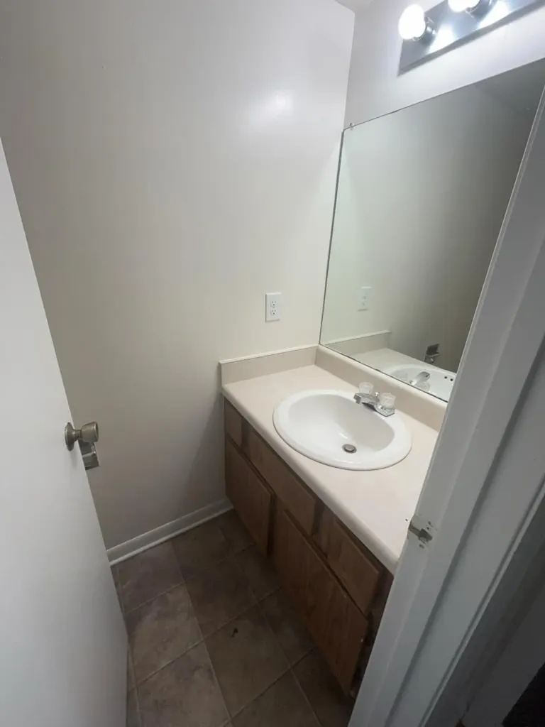 328 Oriole Dr. E1 Mcminnville TN 37110