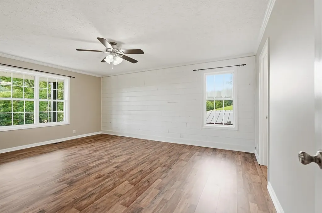 3142 Sparks Drive Cookeville TN 38506