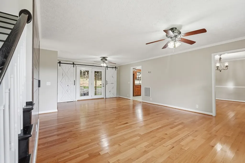 3142 Sparks Drive Cookeville TN 38506