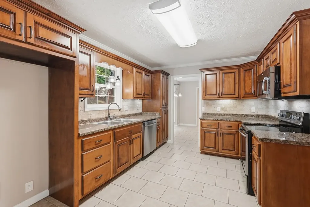 3142 Sparks Drive Cookeville TN 38506