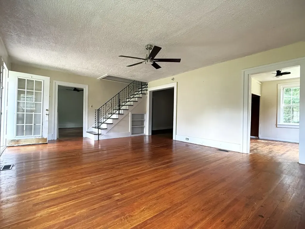 5633 Spring Creek Road Cookeville TN 38506