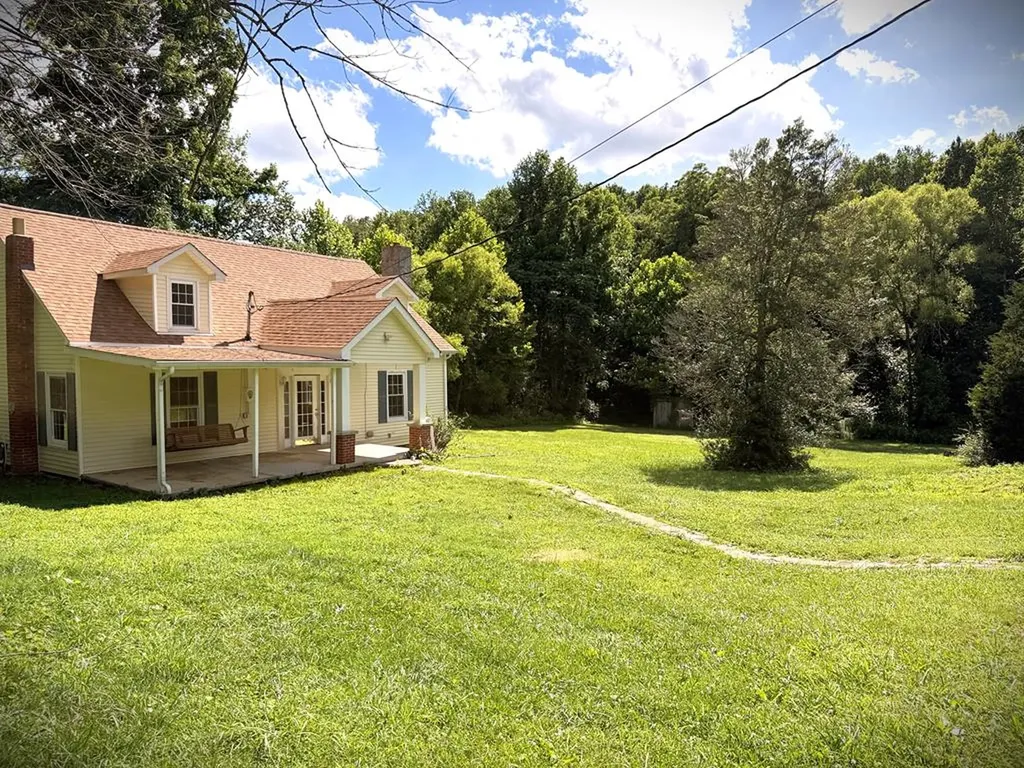 5633 Spring Creek Road Cookeville TN 38506
