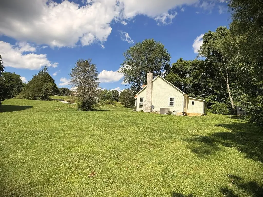 5633 Spring Creek Road Cookeville TN 38506