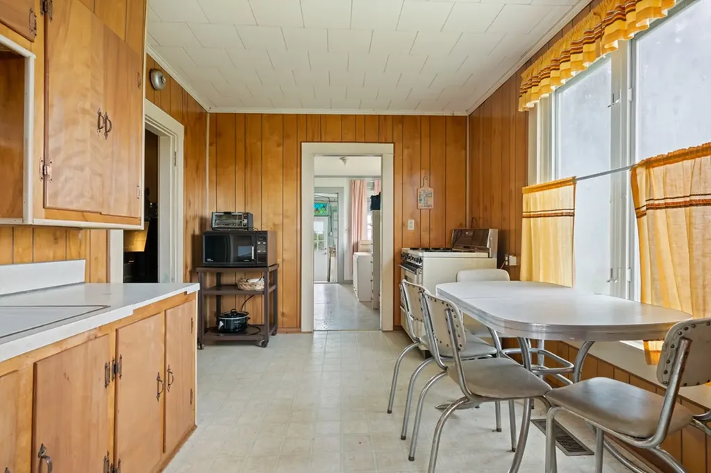 1496 S Bunker Hill Road Sparta TN 38583