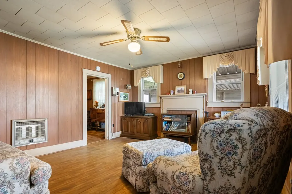 1496 S Bunker Hill Road Sparta TN 38583