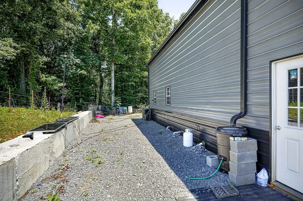 359 Allen Sells Lane Alpine TN 38543