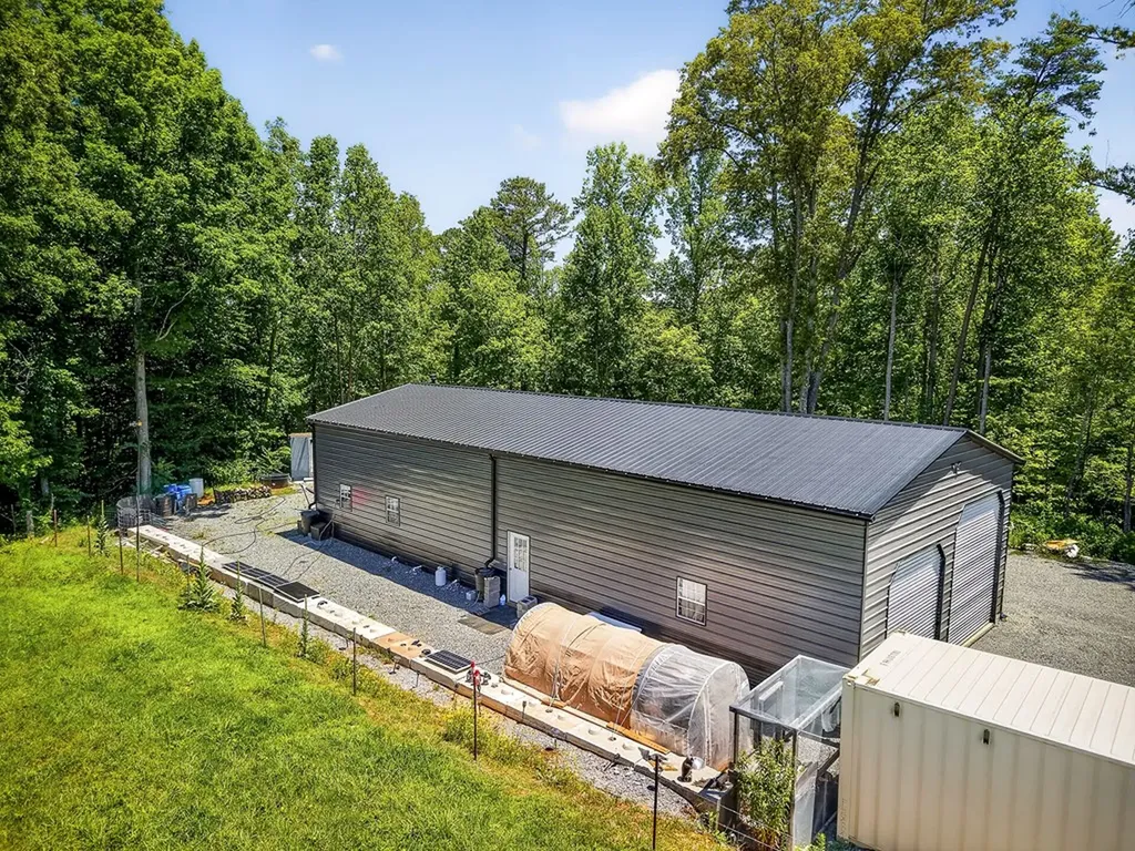 359 Allen Sells Lane Alpine TN 38543