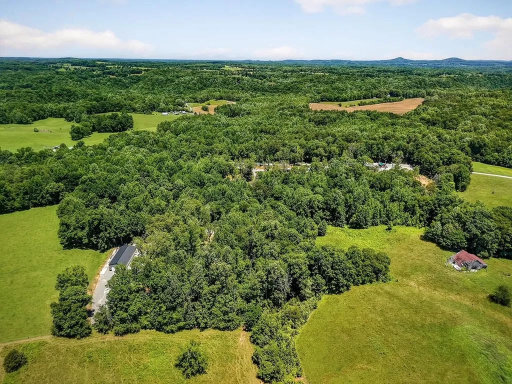 359 Allen Sells Lane Alpine TN 38543
