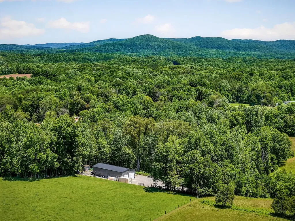 359 Allen Sells Lane Alpine TN 38543