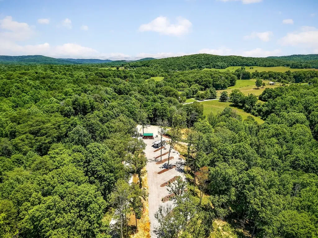 359 Allen Sells Lane Alpine TN 38543