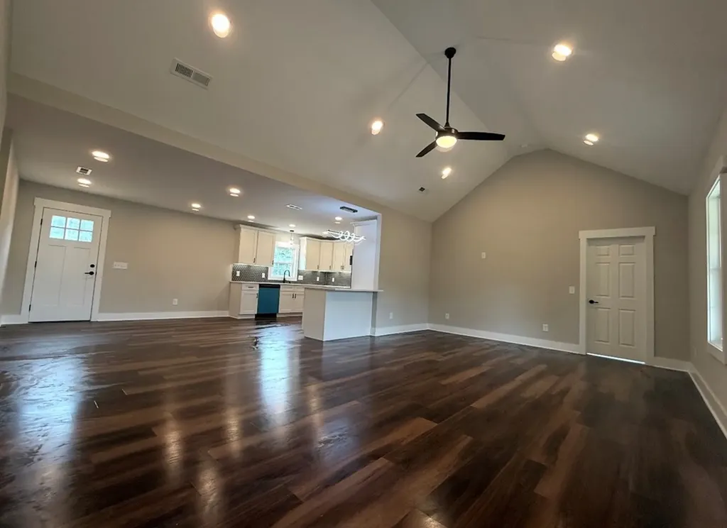 502 Hennessee Avenue Morrison TN 37257