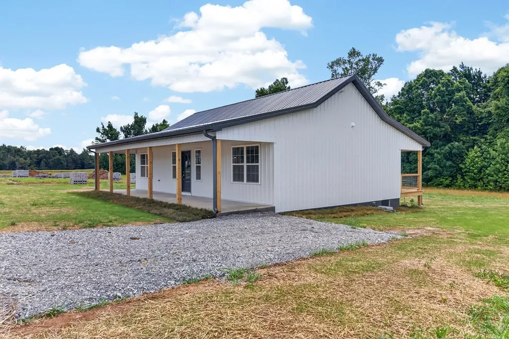 121 Oakley Estates Road Allons TN 38541