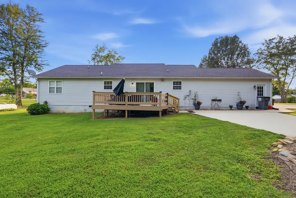 1440 Howell Lane Cookeville TN 38506
