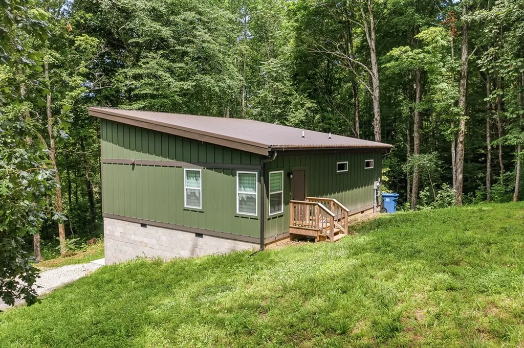 885 Randolph Mill Cookeville TN 38506