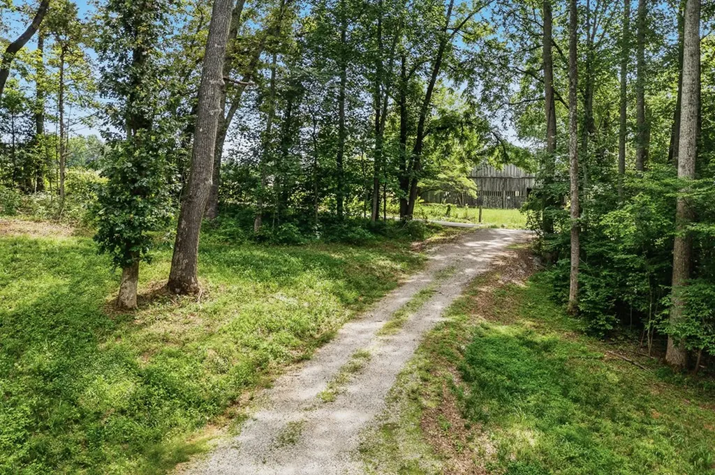 885 Randolph Mill Cookeville TN 38506