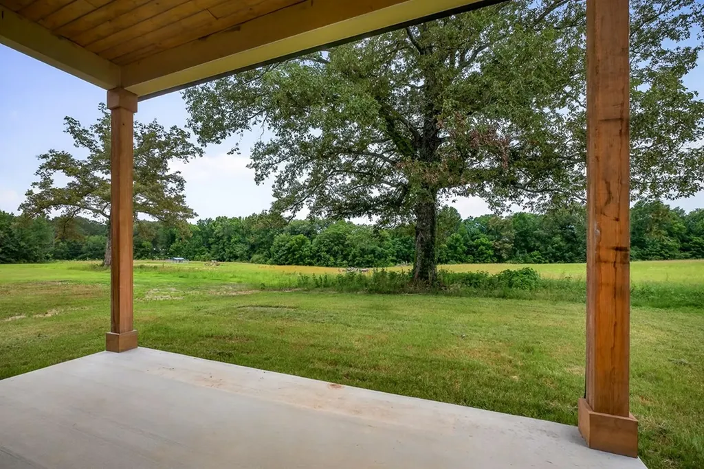 193 Cripps Lane Smithville TN 37166