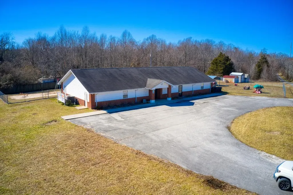719 Allred Road Clarkrange TN 38553