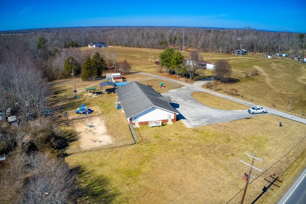 719 Allred Road Clarkrange TN 38553