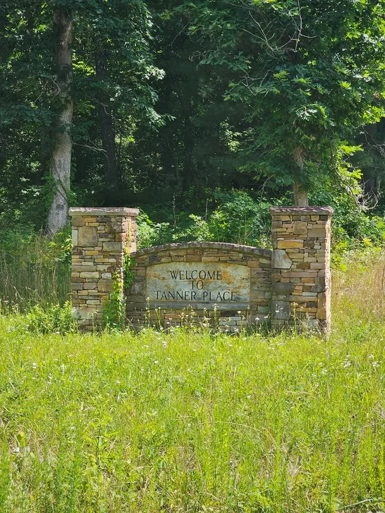 0 Old Tanner Cemetery Crossville TN 38571