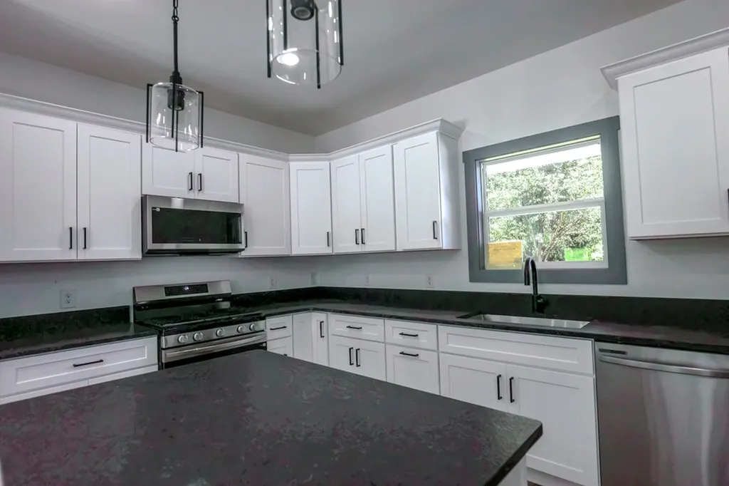 205 W Minnie Avenue Monterey TN 38574