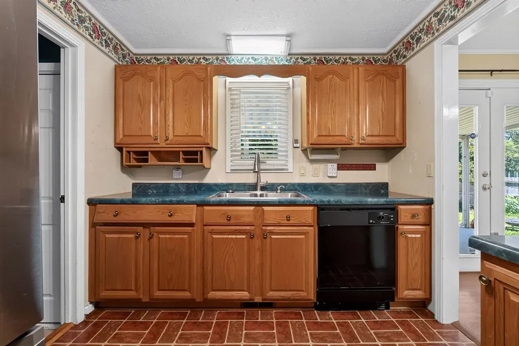 1945 Skymont Drive Cookeville TN 38506