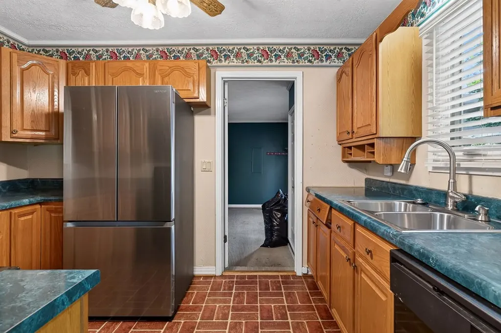 1945 Skymont Drive Cookeville TN 38506