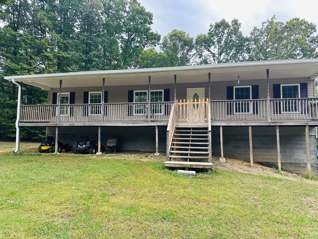 17751 Crossville Highway Monterey TN 38574