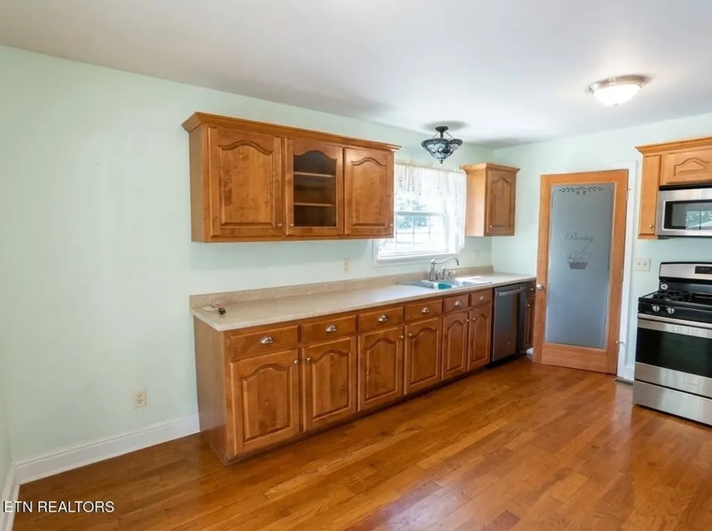 1459 Old Elmore Road Crossville TN 38571-0830