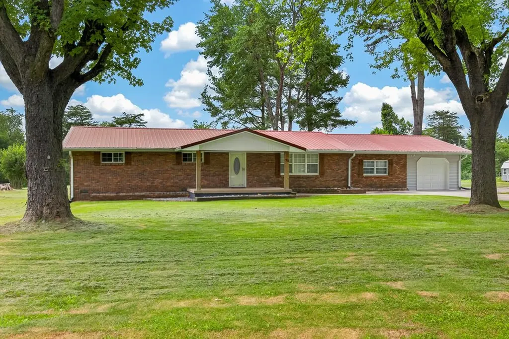 74 Farmer Road Crossville TN 38571