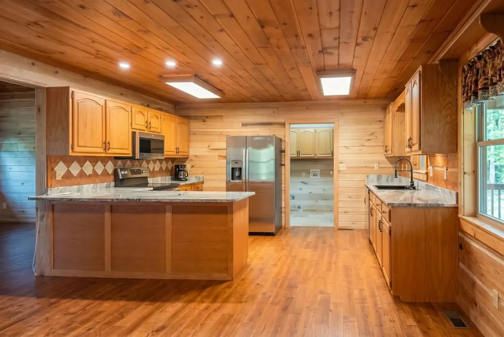 2909B Beech Log Road Watertown TN 37184