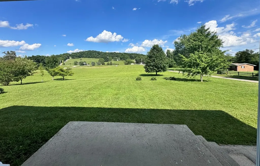 165 Fox Lane Cookeville TN 38506